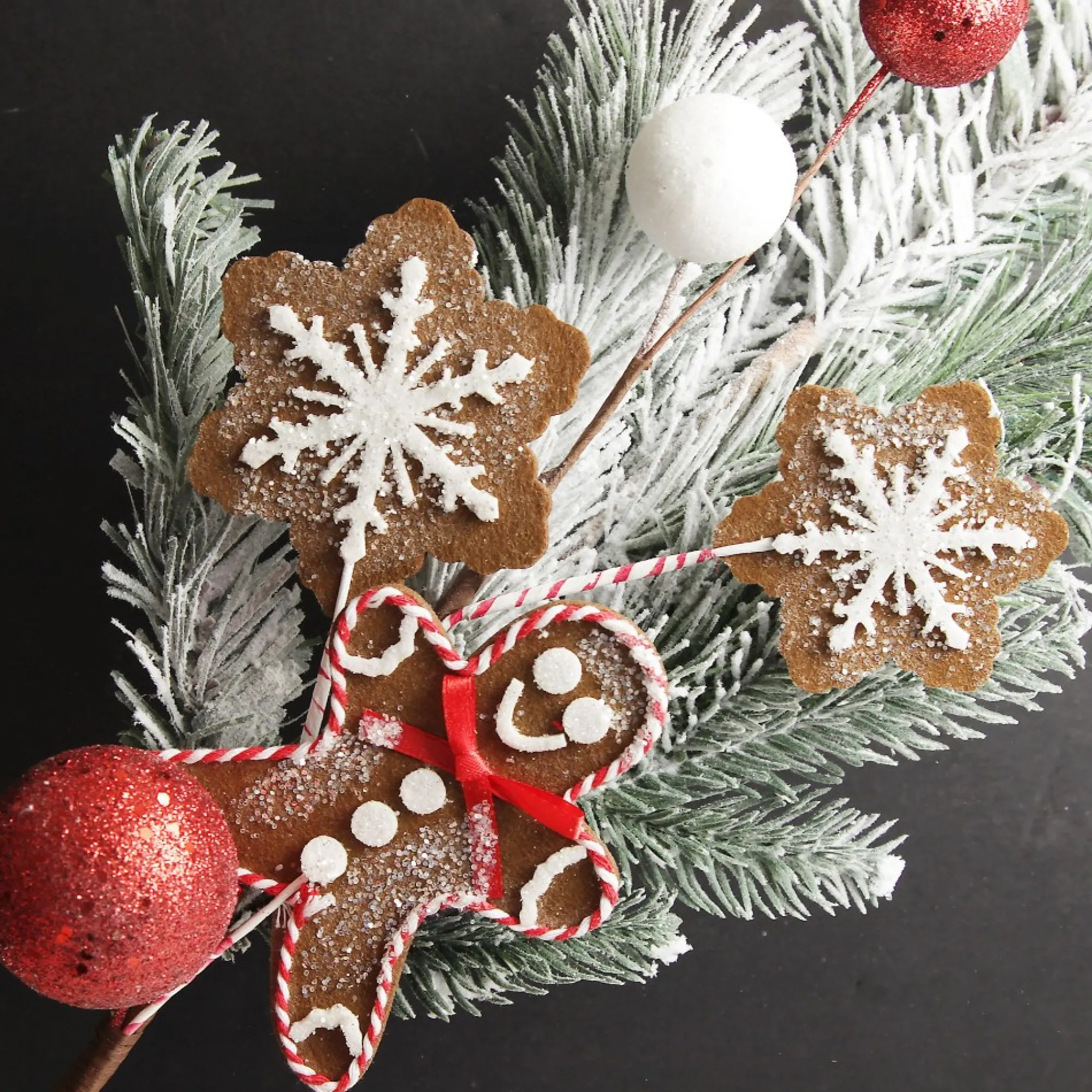 Gingerbread Flocked Christmas Spray Best