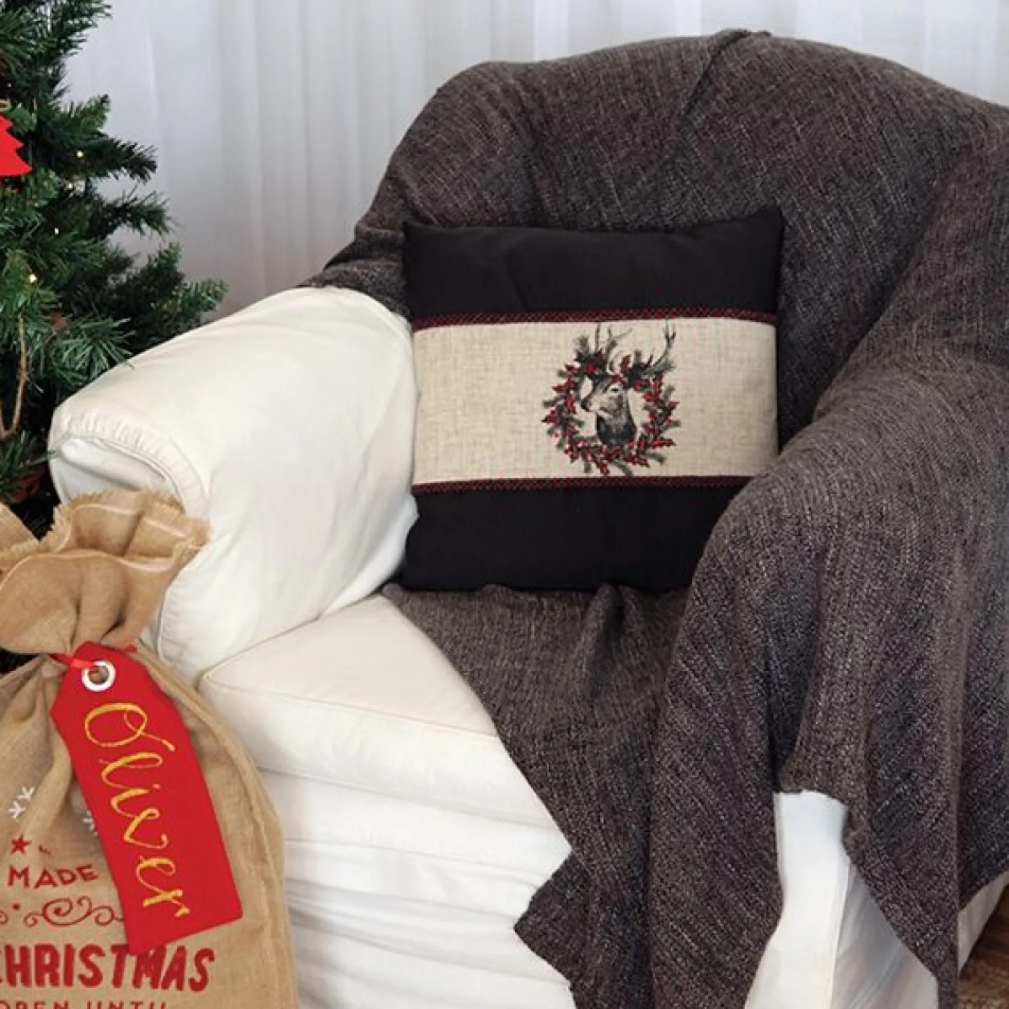 Vintage Reindeer Christmas Cushion Wrap Best Sale