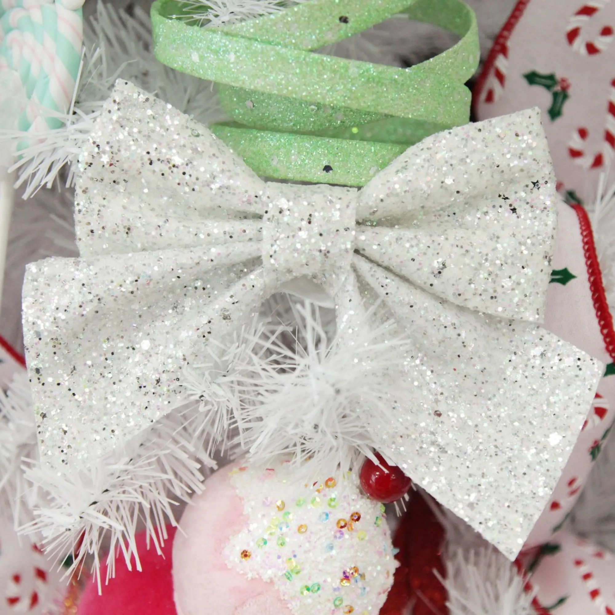 White Glitter Bow - Set of 2 Discount