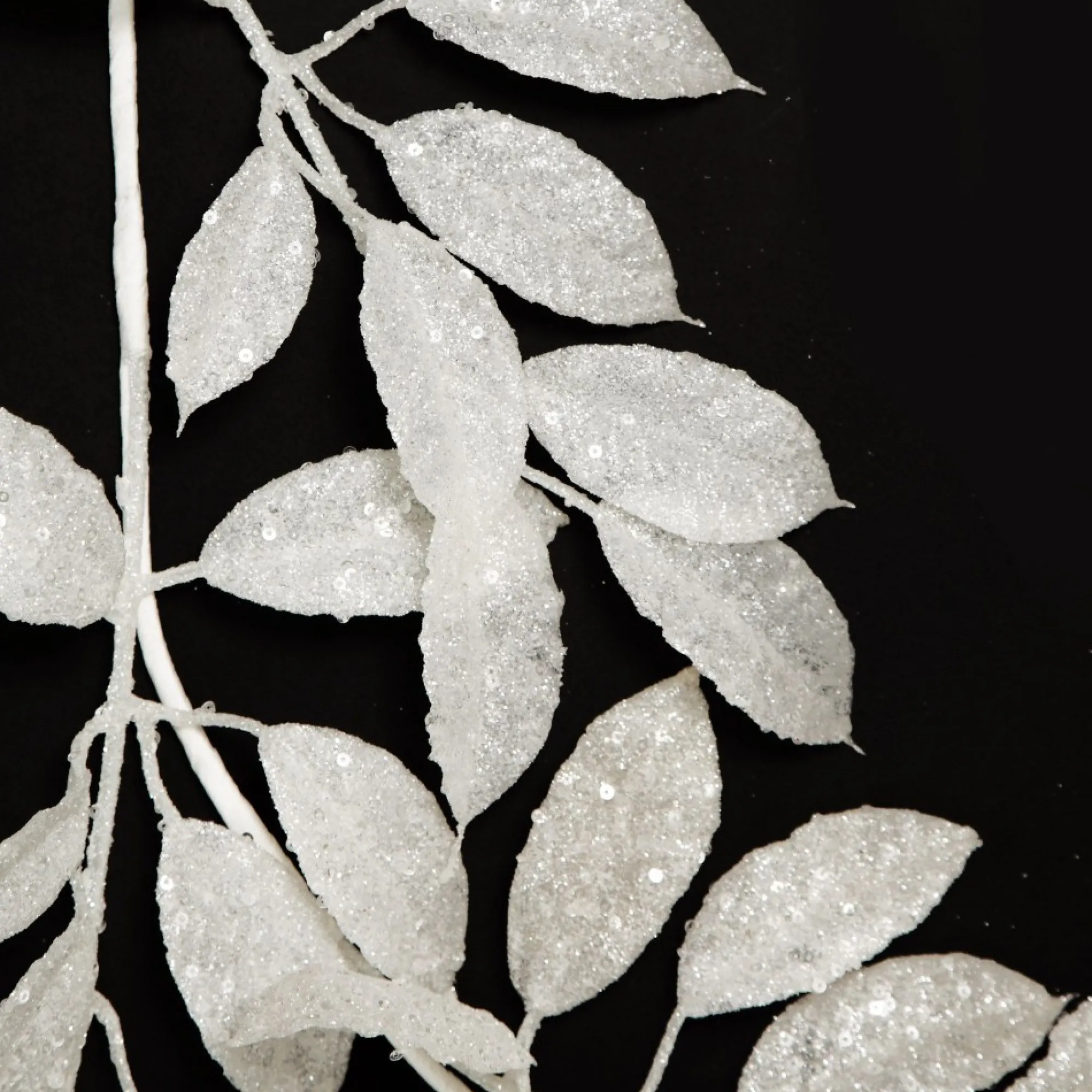 White Glitter Leaf Christmas Garland Fashion